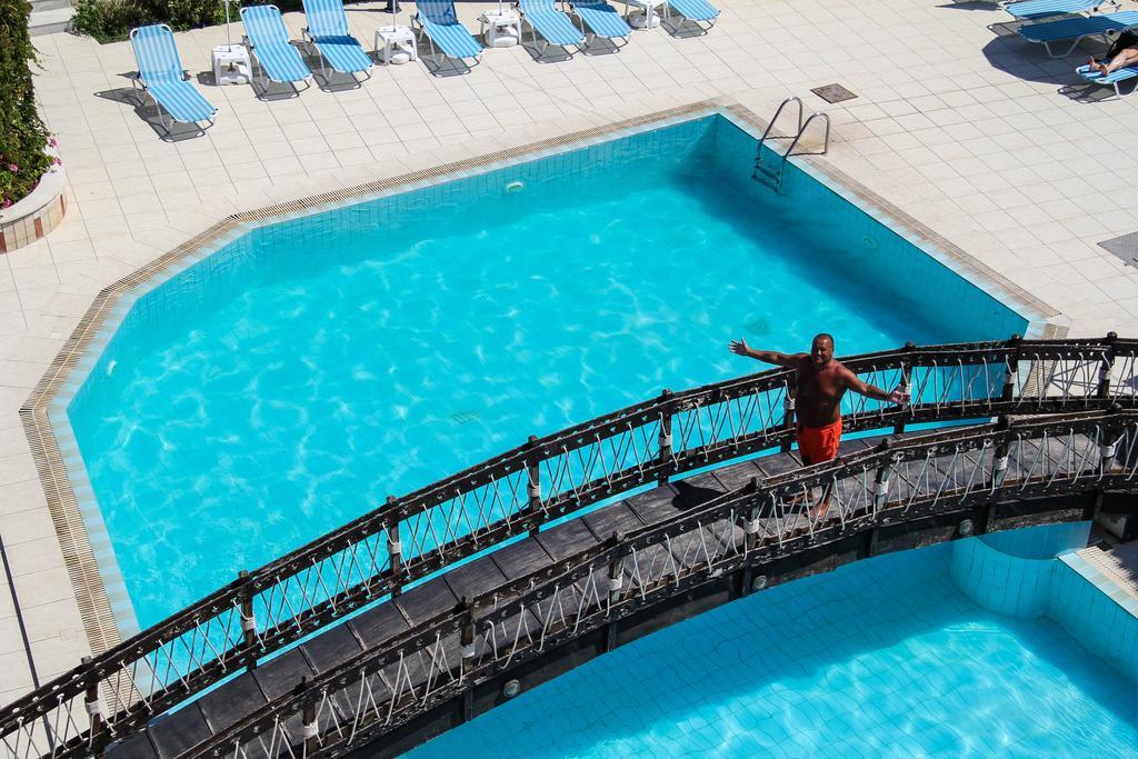 Basil Aparthotel